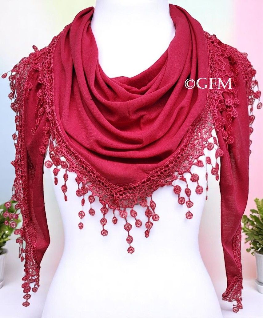 Triangle Scarf with Lace and Tassels - Fuchsia (TRI-PLN-CRTGLB)